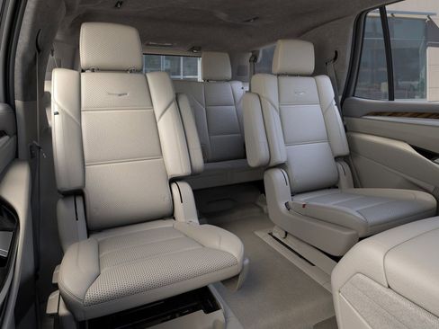 New 2026 Cadillac Escalade Platinum Luxury w/ LPO, Radiant Package image 17