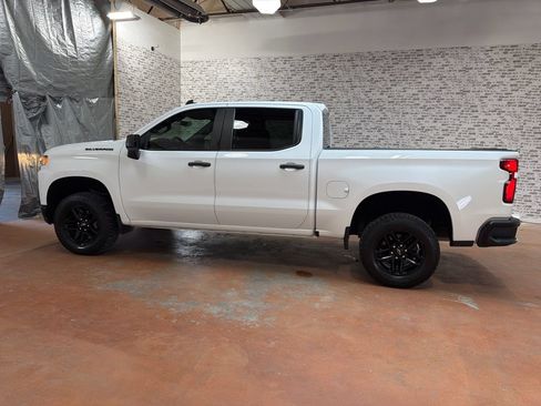 Used 2021 Chevrolet Silverado 1500 Custom Trail Boss AWD/4WD image 4