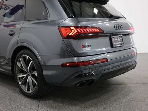 Used 2023 Audi SQ7 Prestige w/ Prestige Package AWD/4WD image 10