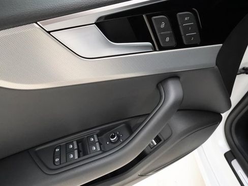 Used 2025 Audi A5 2.0T Premium Plus image 8