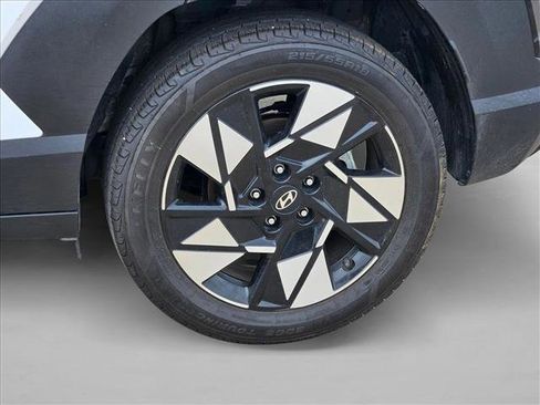 Used 2024 Hyundai Kona SEL image 15