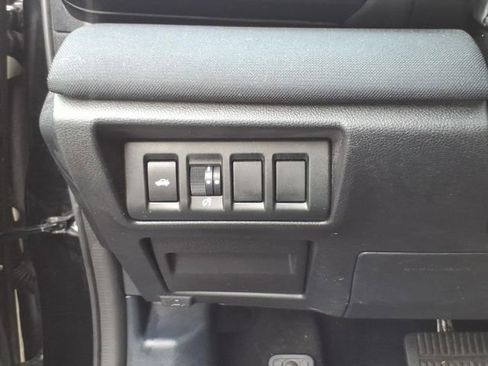 Used 2022 Subaru Legacy Premium AWD/4WD image 21