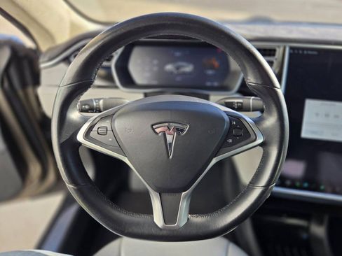 Used 2015 Tesla Model S 85D image 19