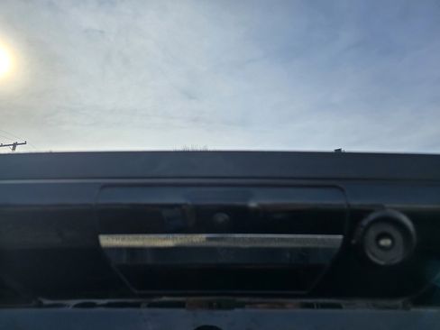 Used 2023 Ford F250 Lariat w/ Chrome Package image 9