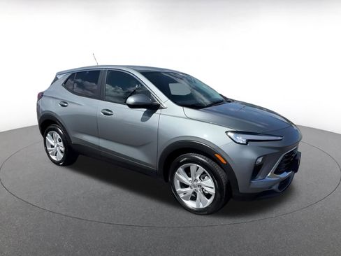 Used 2025 Buick Encore GX Preferred image 2