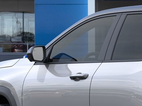New 2026 Chevrolet Equinox LT w/ Safety and Technology Package FWD image 36