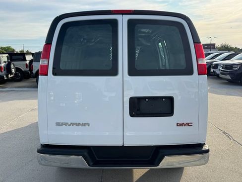 Used 2025 GMC Savana 2500 w/ Driver Convenience Package RWD image 6