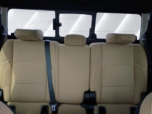 New 2026 Jeep Gladiator Sport image 30