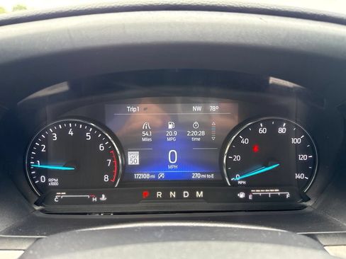 Used 2021 Ford Explorer XLT w/ Equipment Group 202A AWD/4WD image 20