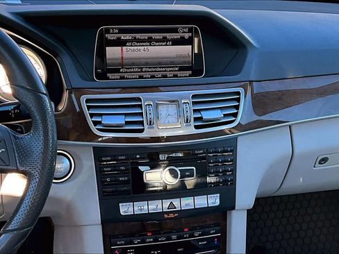 Used 2014 Mercedes-Benz E 350 Sedan image 6