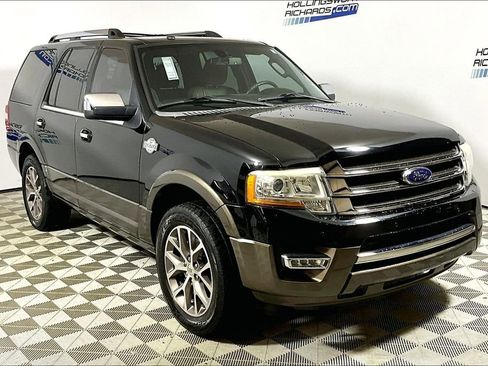 Used 2017 Ford Expedition King Ranch image 3