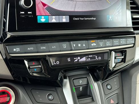 Certified 2025 Honda Odyssey EX-L image 25