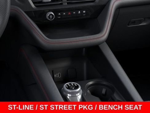 New 2026 Ford Explorer ST-Line w/ ST-Line Street Pack AWD/4WD image 15