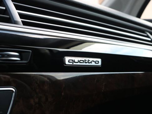 Used 2018 Audi Q7 3.0T Prestige AWD/4WD image 36