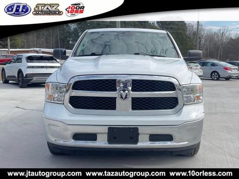Used 2021 RAM 1500 Classic SLT RWD image 2