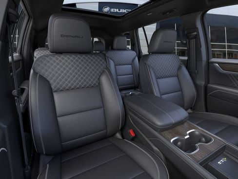 New 2026 GMC Acadia Denali w/ Super Cruise Package FWD image 17