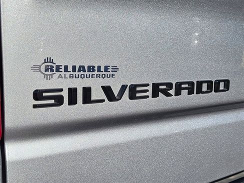 Certified 2023 Chevrolet Silverado 1500 LTZ w/ LTZ Convenience Package II image 13