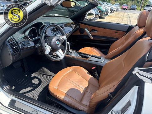 Used 2008 BMW Z4 3.0si w/ Premium Pkg RWD image 10
