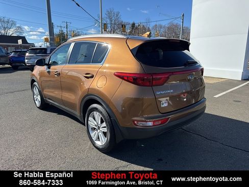 Used 2017 Kia Sportage LX w/ LX Popular Package image 5