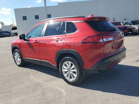 Used 2023 Toyota Corolla Cross LE image 7