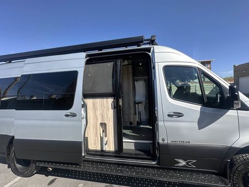 Used 2020 Mercedes-Benz Sprinter 3500 image 8