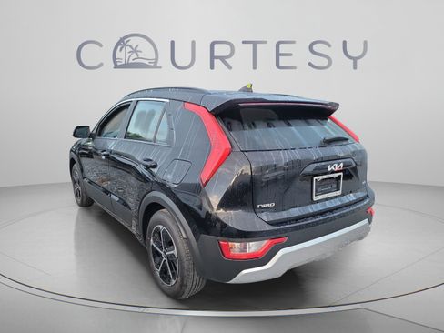 New 2026 Kia Niro EX w/ EX Premium Package FWD image 2