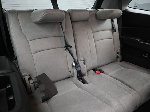 Used 2020 Honda Pilot LX image 26