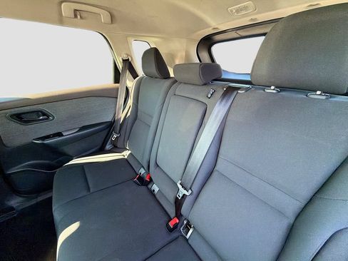 Used 2023 Nissan Rogue S AWD/4WD image 12