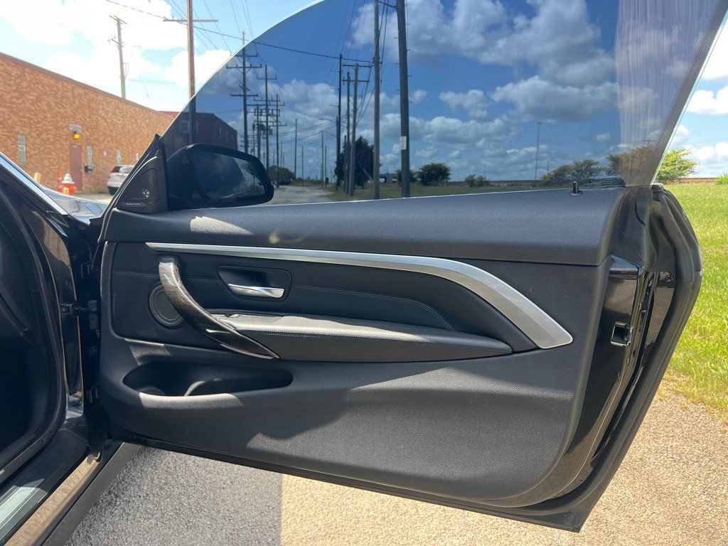 Used 2014 BMW 428i Coupe w/ Technology Package RWD image 14