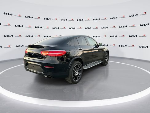 Used 2019 Mercedes-Benz GLC 300 4MATIC Coupe image 8