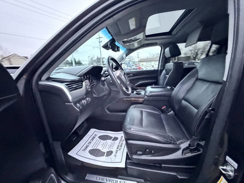 Used 2016 Chevrolet Suburban LT image 39