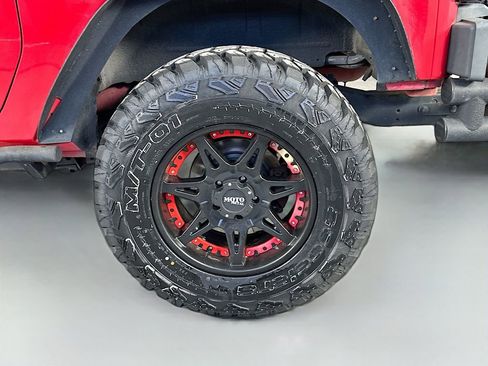 Used 2012 Jeep Wrangler Sport AWD/4WD image 31