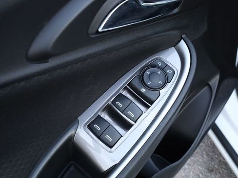 Used 2024 Chevrolet Malibu LT image 16