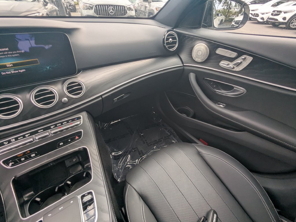 Used 2023 Mercedes-Benz E 350 Sedan w/ Premium Package image 4