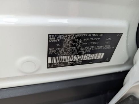 Used 2023 Toyota RAV4 XLE image 35