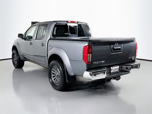 Used 2017 Nissan Frontier SV w/ SV Value Truck Package image 8