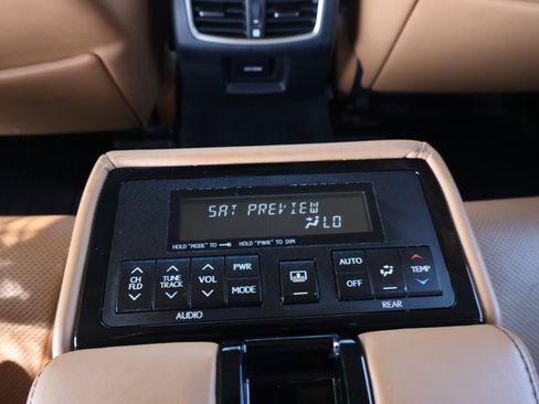 Used 2013 Lexus GS 350 w/ Luxury Pkg RWD image 45