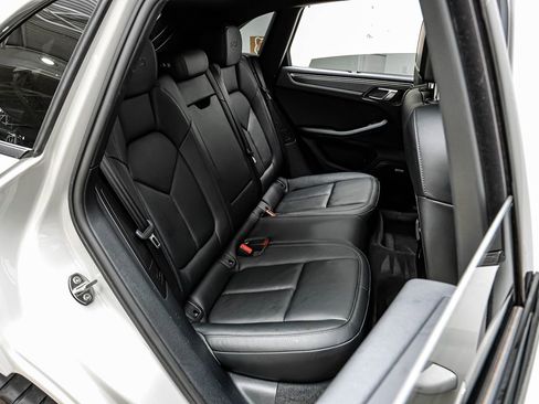 Used 2021 Porsche Macan GTS w/ Premium Package Plus (PF9) image 32