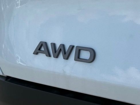 New 2025 Nissan Murano SV image 15