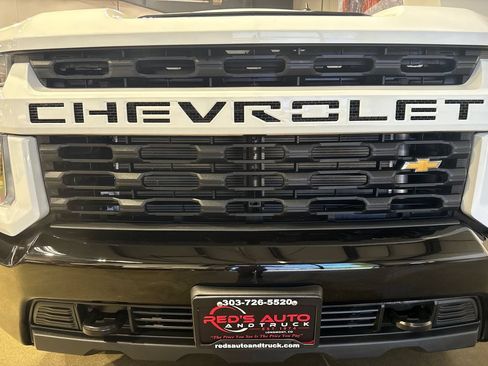 Used 2022 Chevrolet Silverado 2500 Custom w/ Custom Value Package AWD/4WD image 85