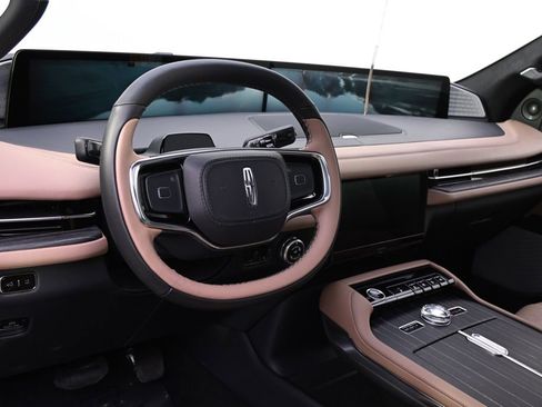 New 2026 Lincoln Navigator L Black Label image 11