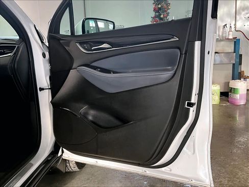 Used 2024 Buick Enclave Essence w/ Experience Buick Package image 12