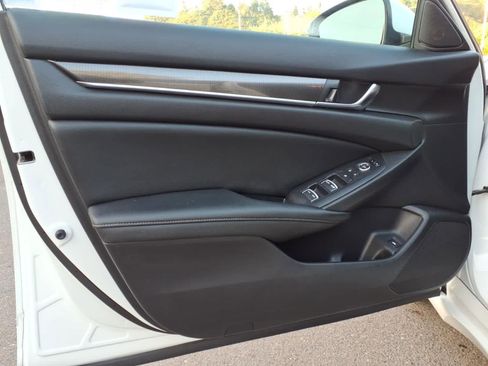 Used 2020 Honda Accord Sport image 12
