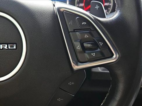 Used 2021 Chevrolet Camaro LT image 13