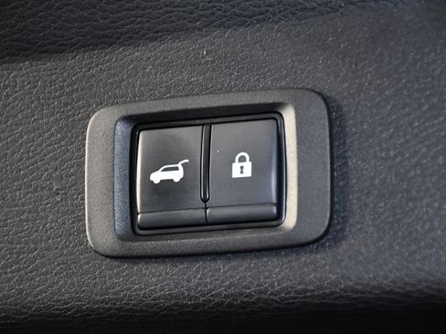 Used 2022 Mitsubishi Outlander SE AWD/4WD image 49