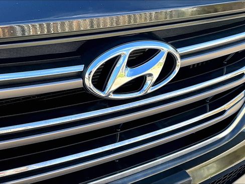 Used 2016 Hyundai Tucson Limited image 26