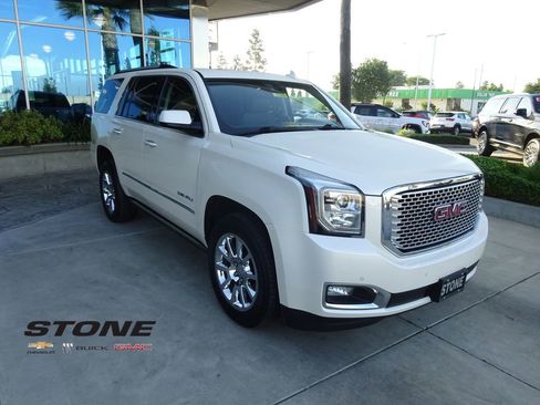 Used 2015 GMC Yukon Denali w/ Open Road Package AWD/4WD image 1