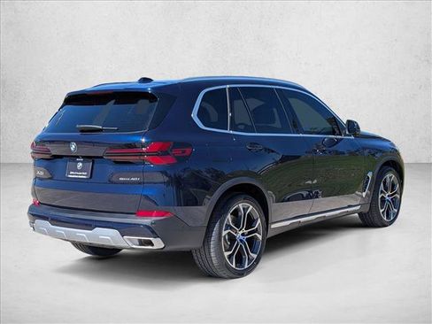 Used 2026 BMW X5 sDrive40i w/ Climate Comfort Package RWD image 2