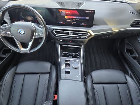 Used 2023 BMW 330e image 31