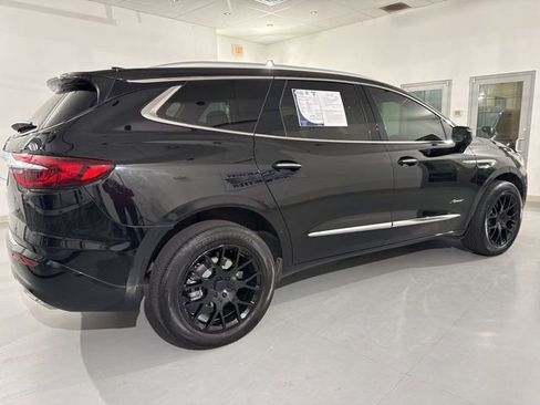 Used 2021 Buick Enclave Avenir w/ Avenir Technology Package image 16